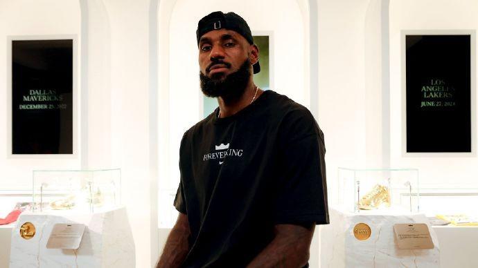 足球比分直播-詹姆斯：中国一直对我很好，这大概不会是我最后一次来中国